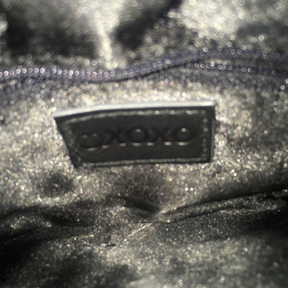 🖤BLACK XOXO CLUCTH/WRISTLET🖤 - Picture 8 of 8